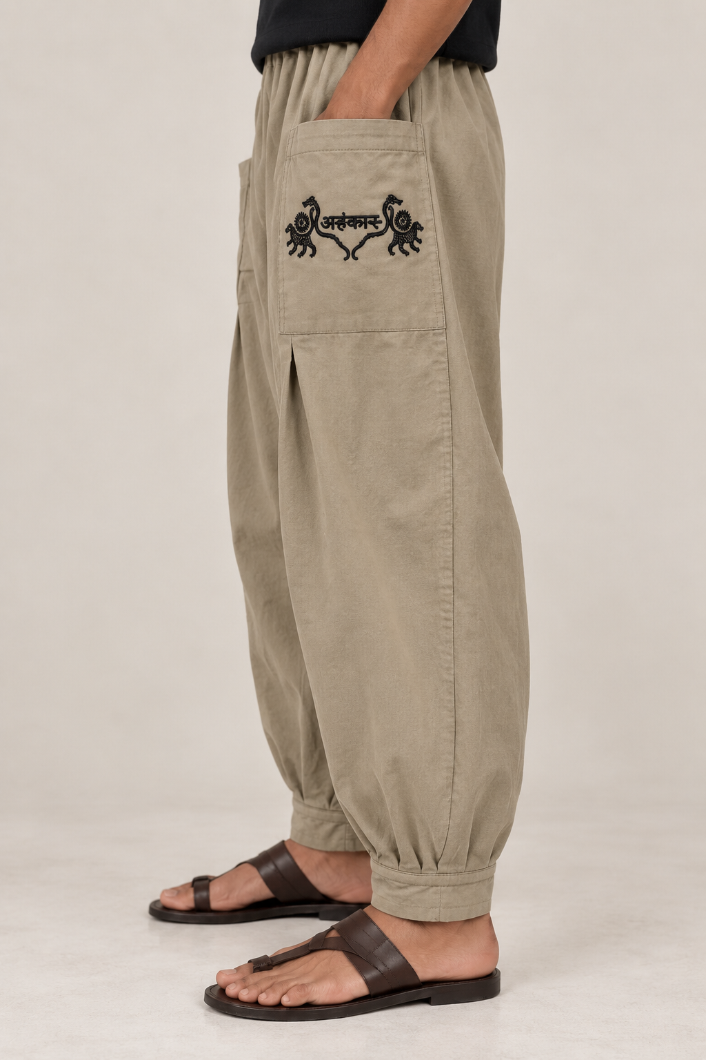 KAARYA PANTS (BROWN)